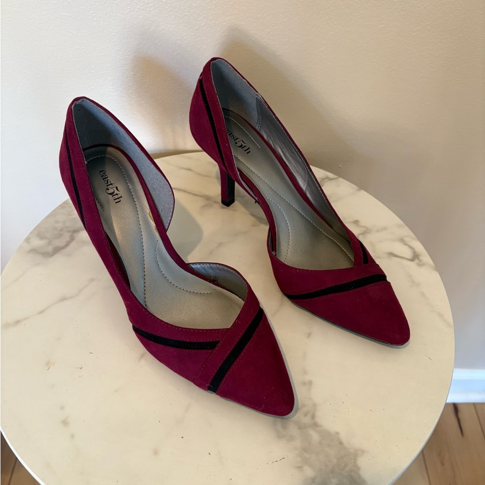 Life Stride Burgundy and Black Heels